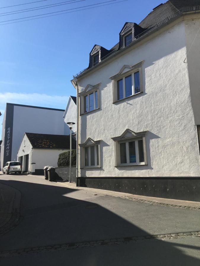 Ferienwohnung Backes Ettringen  Exterior photo